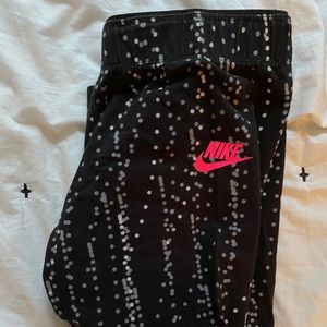 Nike Dotted Leggings